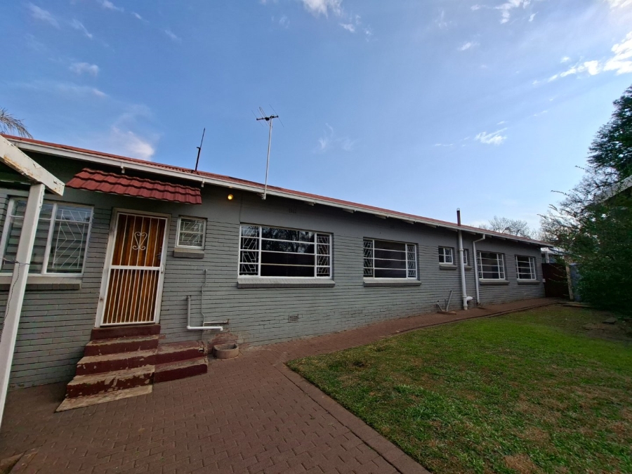 6 Bedroom Property for Sale in Dan Pienaar Free State